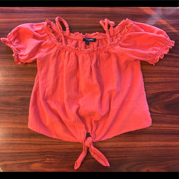 One ❤️ Clothing Los Angeles Pink Crop Top - Picture 2 of 3